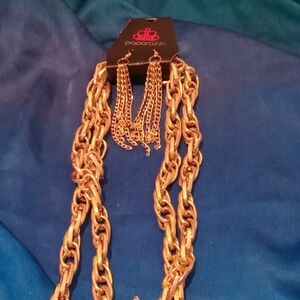 paparazzi Shiny Gold Multi-Link Necklace with Chain Tassel Earrings